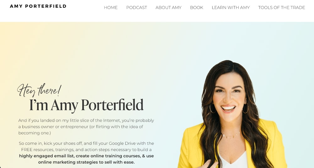 Amy Porterfield website min screenshot of the Amy Porterfield website